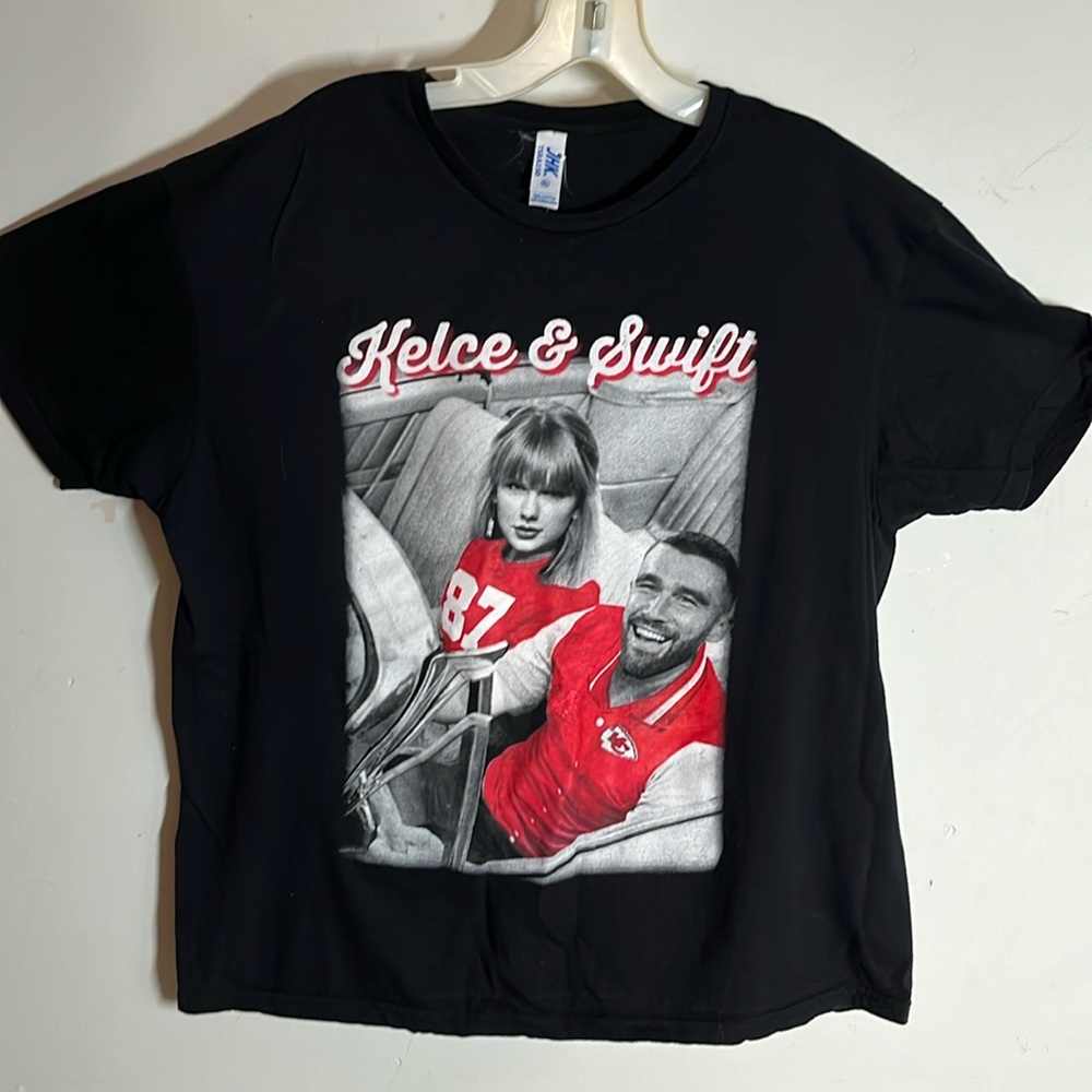 Taylor Swift T-shirt sz XL